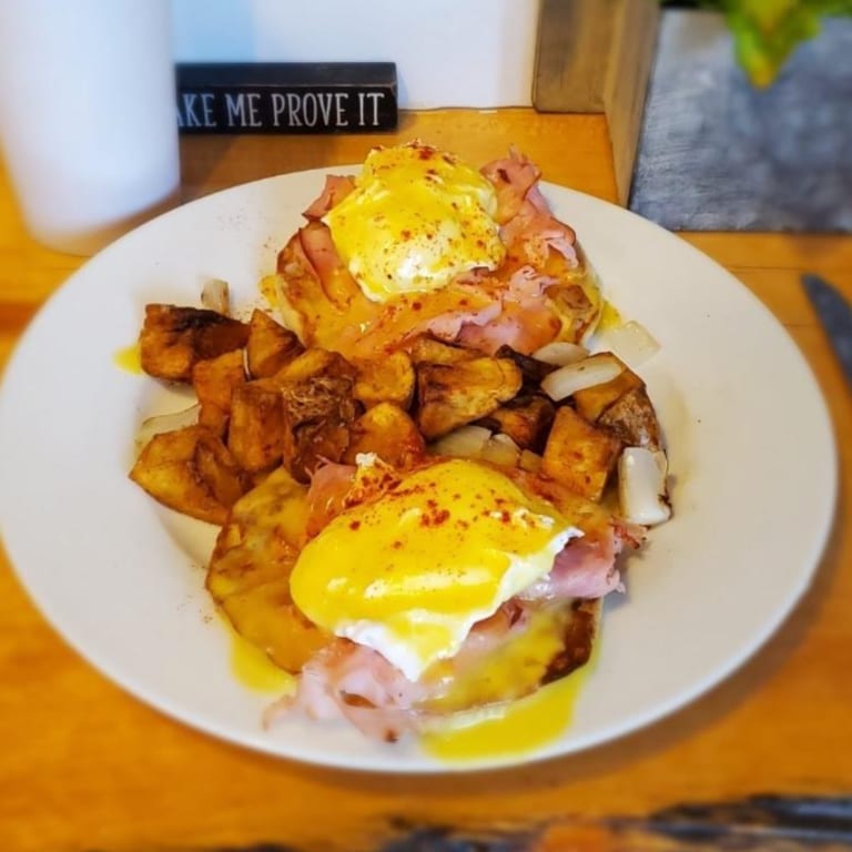 Eggs Benedict: A Brunch Favorite