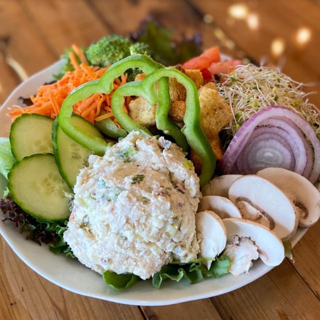 Tuna, Egg or Chicken Salad.